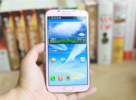 Cận cảnh Galaxy Note II màu hồng tại Việt Nam