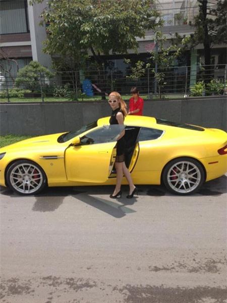 nghi-an-xe-xin-aston-martin-cua-andrea-chi-la-xe-di-muon_2.jpg